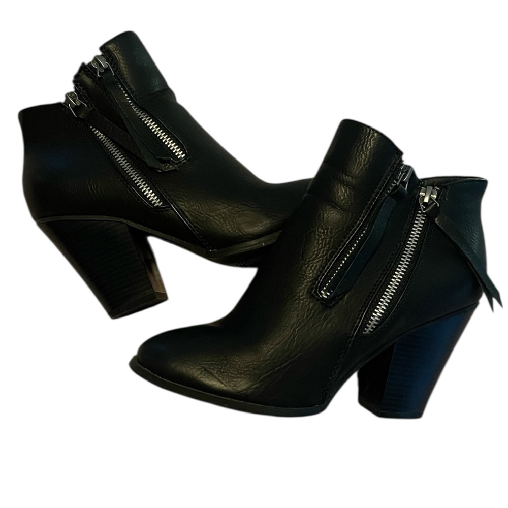 JC Black Ankle Boots Shooties 6 1/2 6.5 Silver Zippers Western Heel
